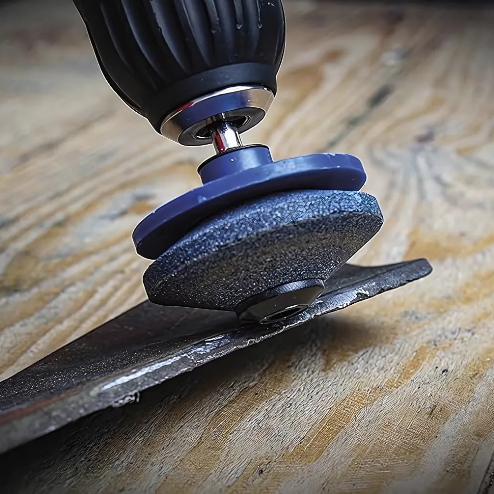 Aiguiseur pour Lames de Tondeuse – Affûtage Rapide pour une Coupe Nette et Précise