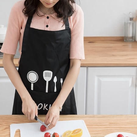 Tablier de Cuisine Imperméable “Cooking” Ajustable en Polyester – Unisexe, Résistant aux Taches et à l’Huile